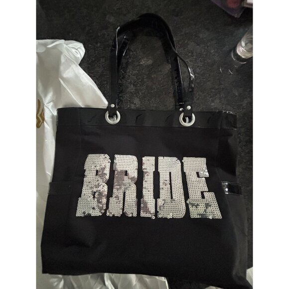 Bride Robe Veil Fanny Pack & Sequin Tote Bag Set Bachel0rette Party Wedding - Picture 3 of 16